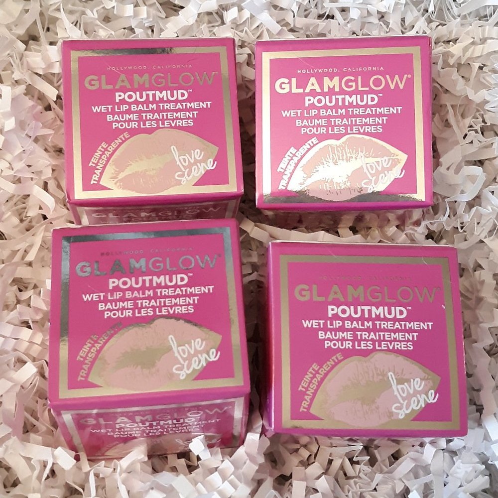 Lot of 4! GLAMGLOW PoutMud Love Scene